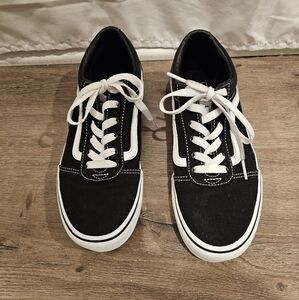 Vans Black‎ and White Missy Sneakers Size 6